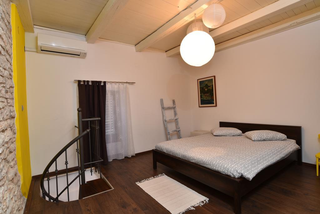 Holiday Home Brhanici Svetvinčenat Εξωτερικό φωτογραφία